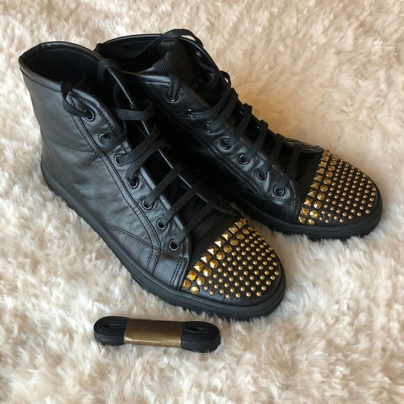 Gucci Nappa Moorea Sneakers - Picture 5 of 10